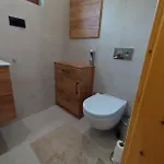 Kamienica House 9 *
