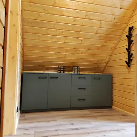 Kamienica House 9 * Вонгровец